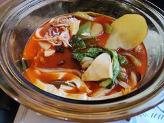 -满格嗦新疆椒麻鸡火锅.炒米粉(川大江安校区店)