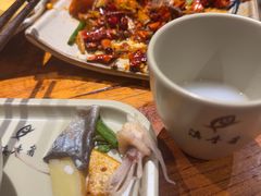 -滇香肴·云南菜蒸汽石锅鱼(云南北路店)