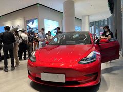 -TESLA 特斯拉(广州天环广场体验店)