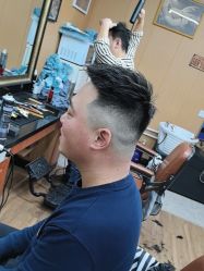 -纯剪男士理发馆·烫染专业店