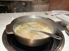-喃喃椰·糟粕醋·椰子鸡火锅(七堡花园店)