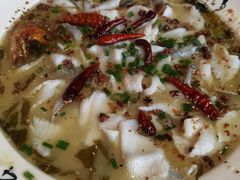 -江渔儿酸菜鱼(港湾1号店)