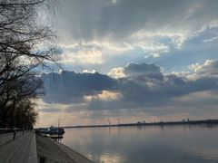 -人民防洪胜利纪念塔