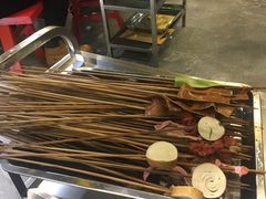 -钢管厂五区小郡肝串串香(奥克斯广场锦城万达店)
