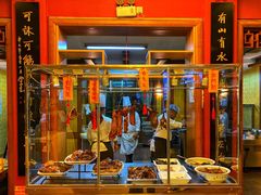 面包甜点陈列柜-新川办餐厅