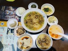 -正一涵老味道名小吃(广汉总店)