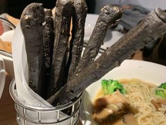 蘸汤吃的黑油条-新太二·鲜料川菜(晶耀前滩店)