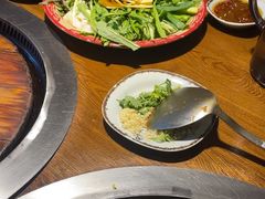 -万里闯关东铁锅炖菜馆(高新旗舰店)