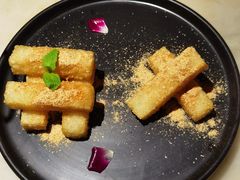 -佬麻雀·剁椒鱼头(京基KK One店)