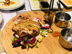 炭烧猪颈肉-小大董·烤鸭(凤凰汇店)