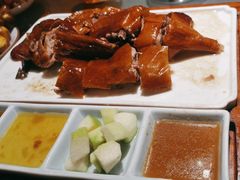 -凤阁楼果木烧鹅(鹤山陈山店)