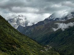 -亚拉雪山风景区