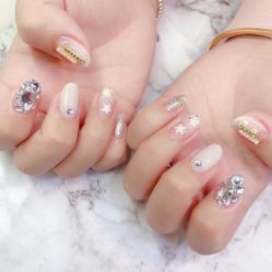 -小四撸猫美甲咖