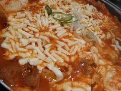 -三清洞摩西韩式年糕火锅(威高广场店)