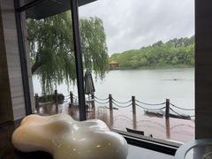 -上海怡沁园度假酒店
