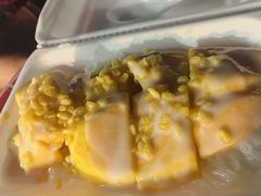 -芒果糯米饭摊子