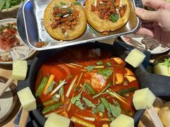 -黔二妞地摊火锅(龙华清湖店)