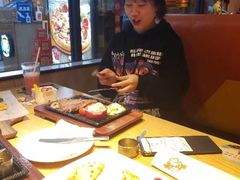 -菲滋意式餐厅(银泰百货金华江南店)