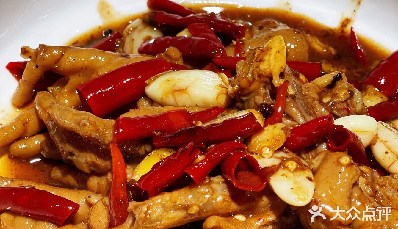 [悠闲]费大厨 | 累了就来碗儿辣椒炒肉拌白米饭🍚