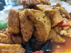 -天天向上素食餐厅(五台山店)