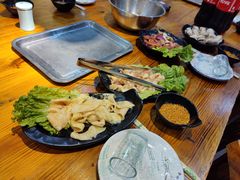 -丹东特色烤肉(学府路一部店)