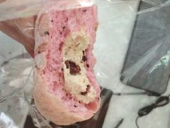 火龙果芝士欧包-执茶识麦(万达华府店)