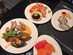 -圣丰索菲特·2 On 988 Café 自助餐厅