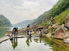 -宾果蒙特梭利托育儿童之家幼儿园(爱琴海店)