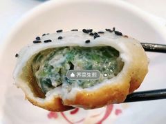 -小杨生煎(金山百联购物中心3楼店)