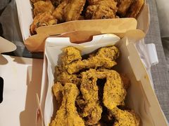 -BHC炸鸡(明洞总店)