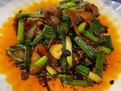 外婆回锅肉-百年粉蒸牛肉