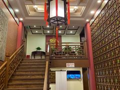 -梅龙镇酒家(南京西路总店)