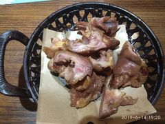 李家猪蹄半只-以前的小酒馆(中山广场店)