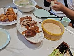 -梅利汴京烤鸭•开封豫菜地标店(东大街店)