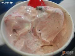 草莓奥利奥-DQ(西苑店)