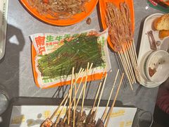 -威记烧嘢·南宁烧烤·超级生牛(绿地店)