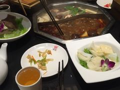 -重庆德庄火锅(体育中心店)