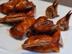 金牌妙龄乳鸽-新荣记(南京西路店)