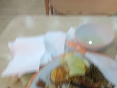 -瑞霖·隆江猪脚饭