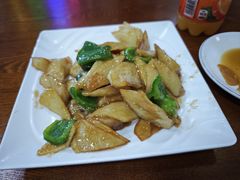 -东北风味思缘食府(对湖路店)