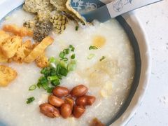 金牌荔湾艇仔粥-华辉拉肠(宝华店)