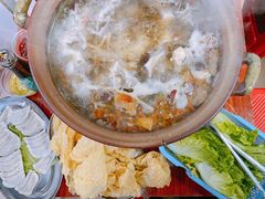 -威邵鸡煲(西华路总店)