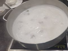 -一哥澳门豆捞 · 十七年经典澳门火锅(四季天地店)