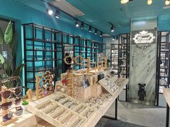 -Trend1881视光·蔡司视觉(领展广场店)