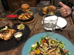 -HIGH FIVE哈福手工汉堡(桂林路店)