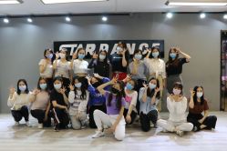 -STAR舞蹈工作室