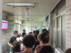 -复旦大学附属华山医院(江苏路分部)