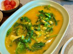 豌豆黄浸豌豆尖-半山腰·云南菜(侨福芳草地店)