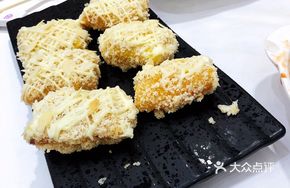 Signature Cheese Baked Tomato