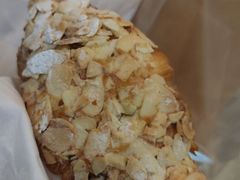 杏仁羊角-麦田工坊(月湖店)